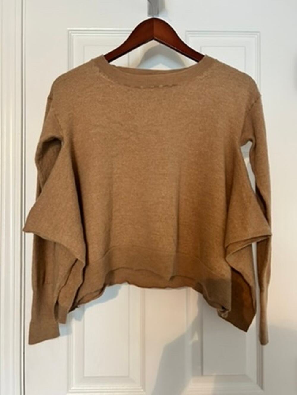 Anthropologie Bell Sleeve Knit Sweater Camel Crewneck Women’s Size Small